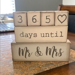Days until Mr & Mrs blocks